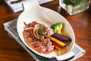 魔都尋味 解鎖小龍蝦自由，一碟調料的靈魂盛宴